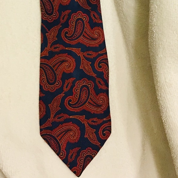 “BARNEY’S NEW YORK” Handmade SILK tie from Italy. - Picture 3 of 5